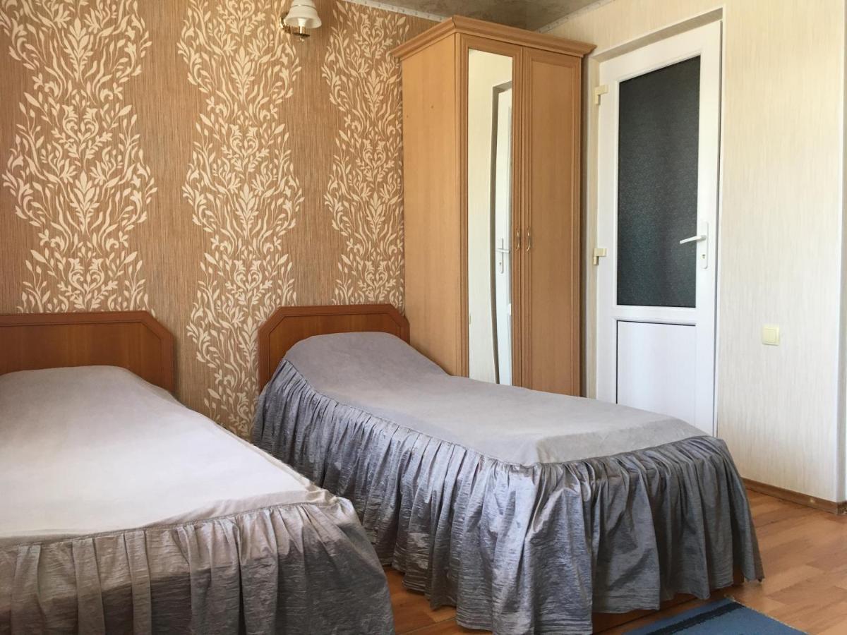 Hotel Эдем Czołponata Zewnętrze zdjęcie