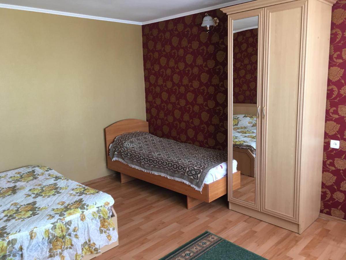 Hotel Эдем Czołponata Zewnętrze zdjęcie