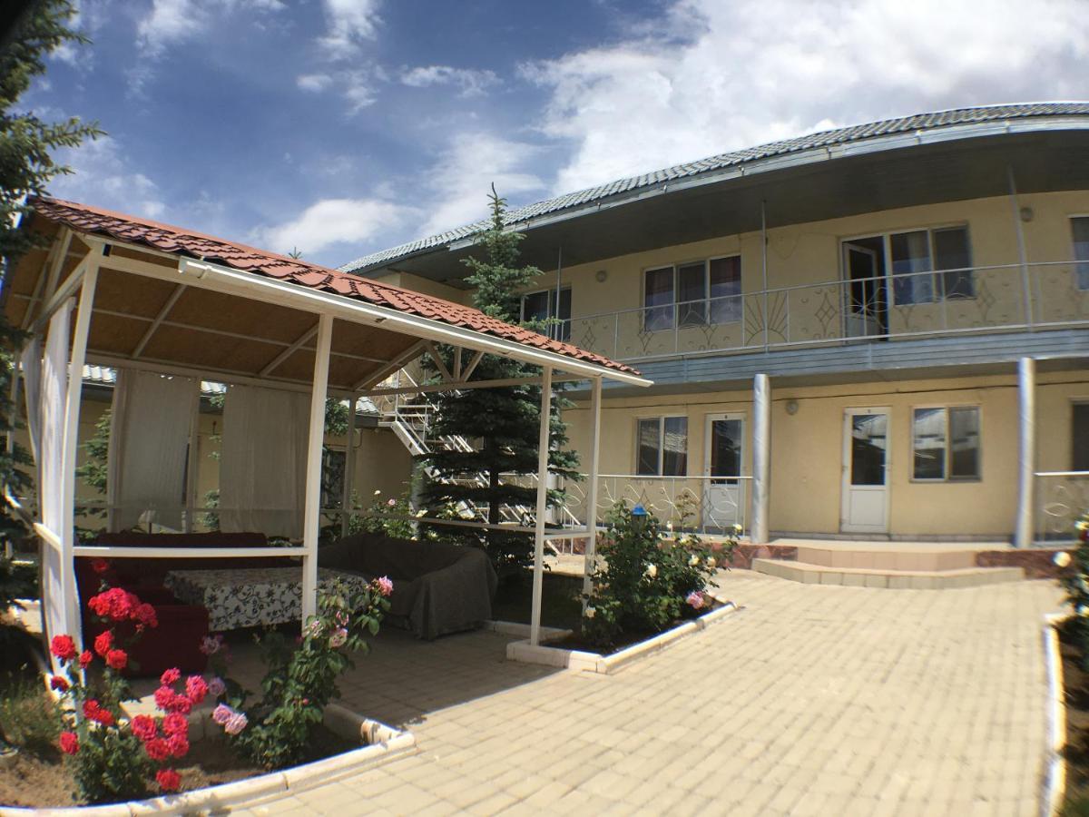 Hotel Эдем Czołponata Zewnętrze zdjęcie