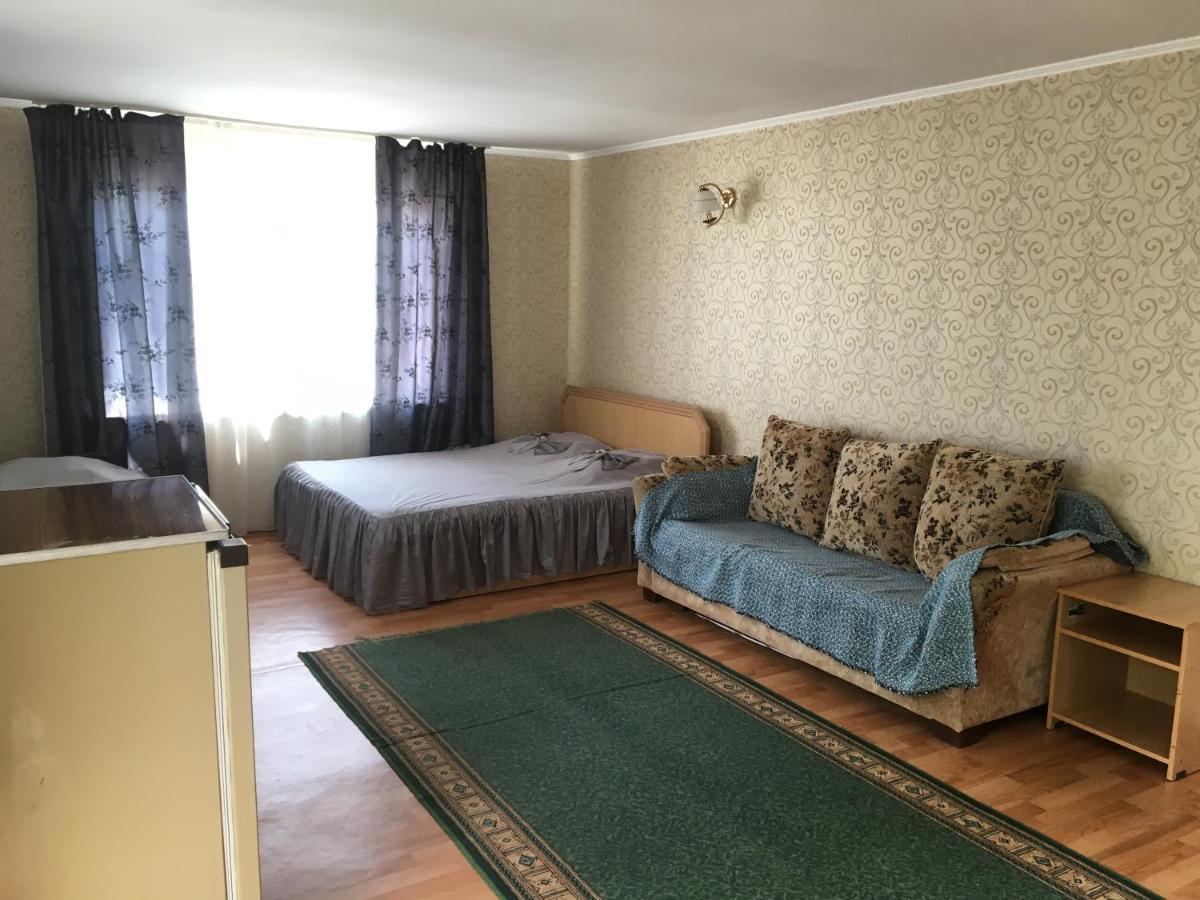 Hotel Эдем Czołponata Zewnętrze zdjęcie