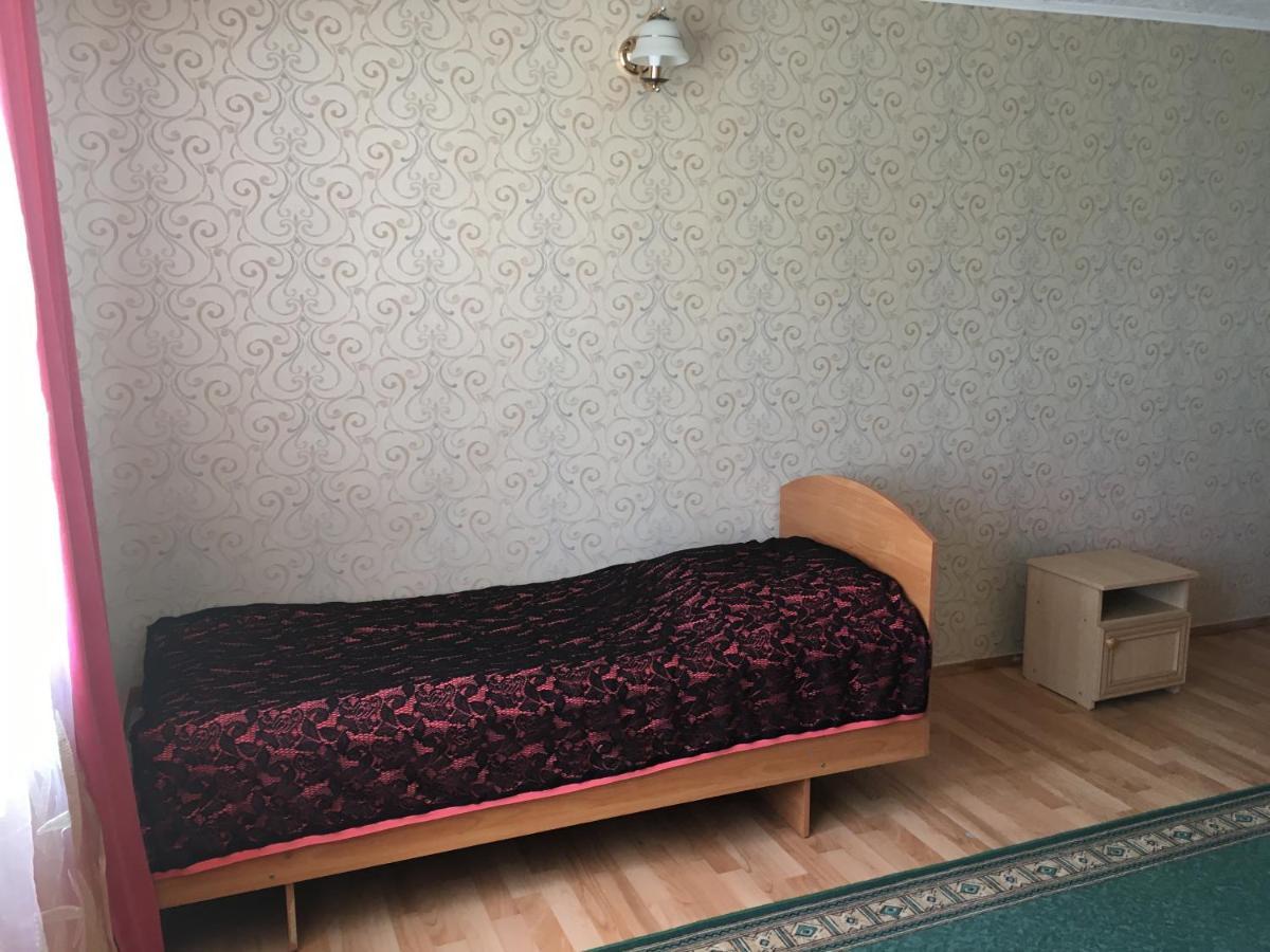 Hotel Эдем Czołponata Zewnętrze zdjęcie